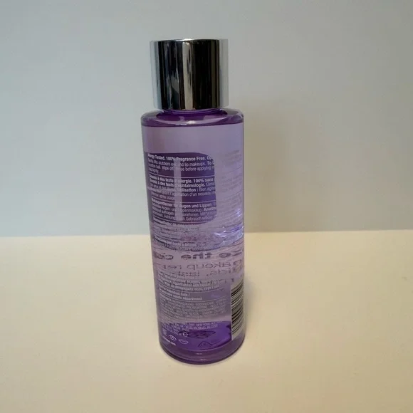 Clinique Take The Day Off™ Makeup Remover | 6.7 Fl Oz / 200ml - Picture 2 of 4